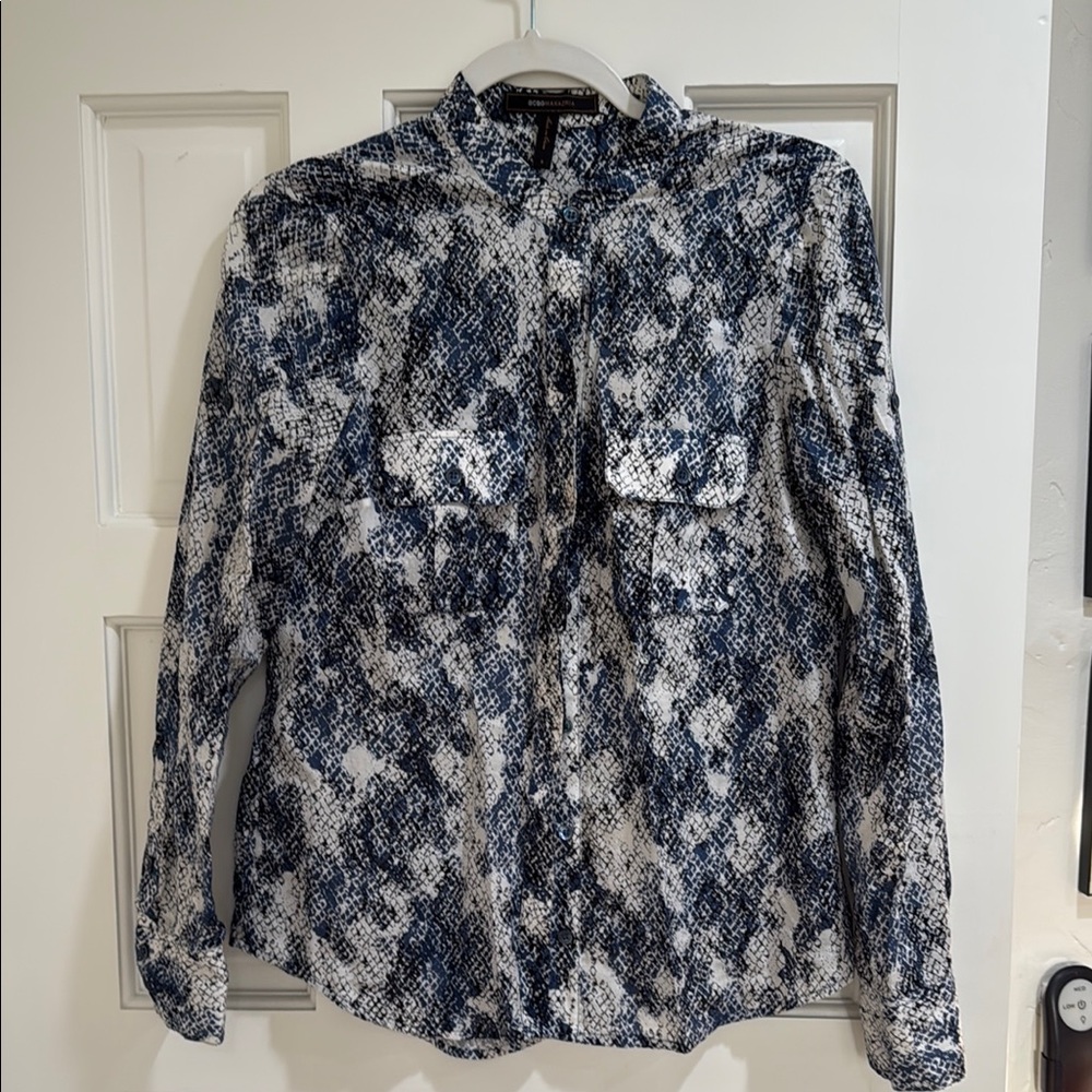 BCBG Blue and White Patterned women’s Shirt